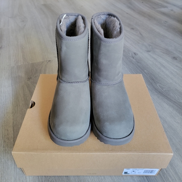 SOLD - Picture 3 of 10